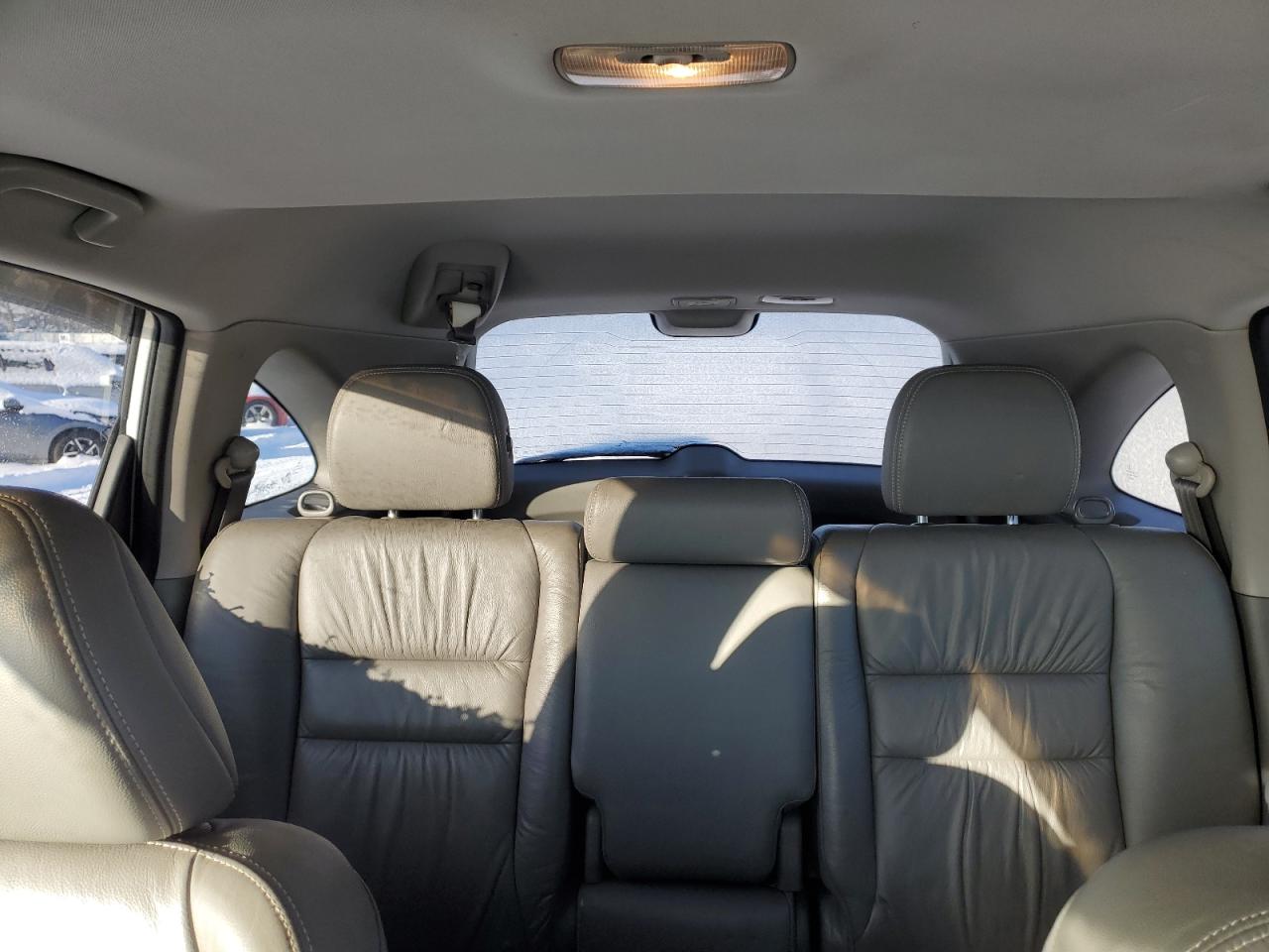 2010 Honda CR-V - Image 10