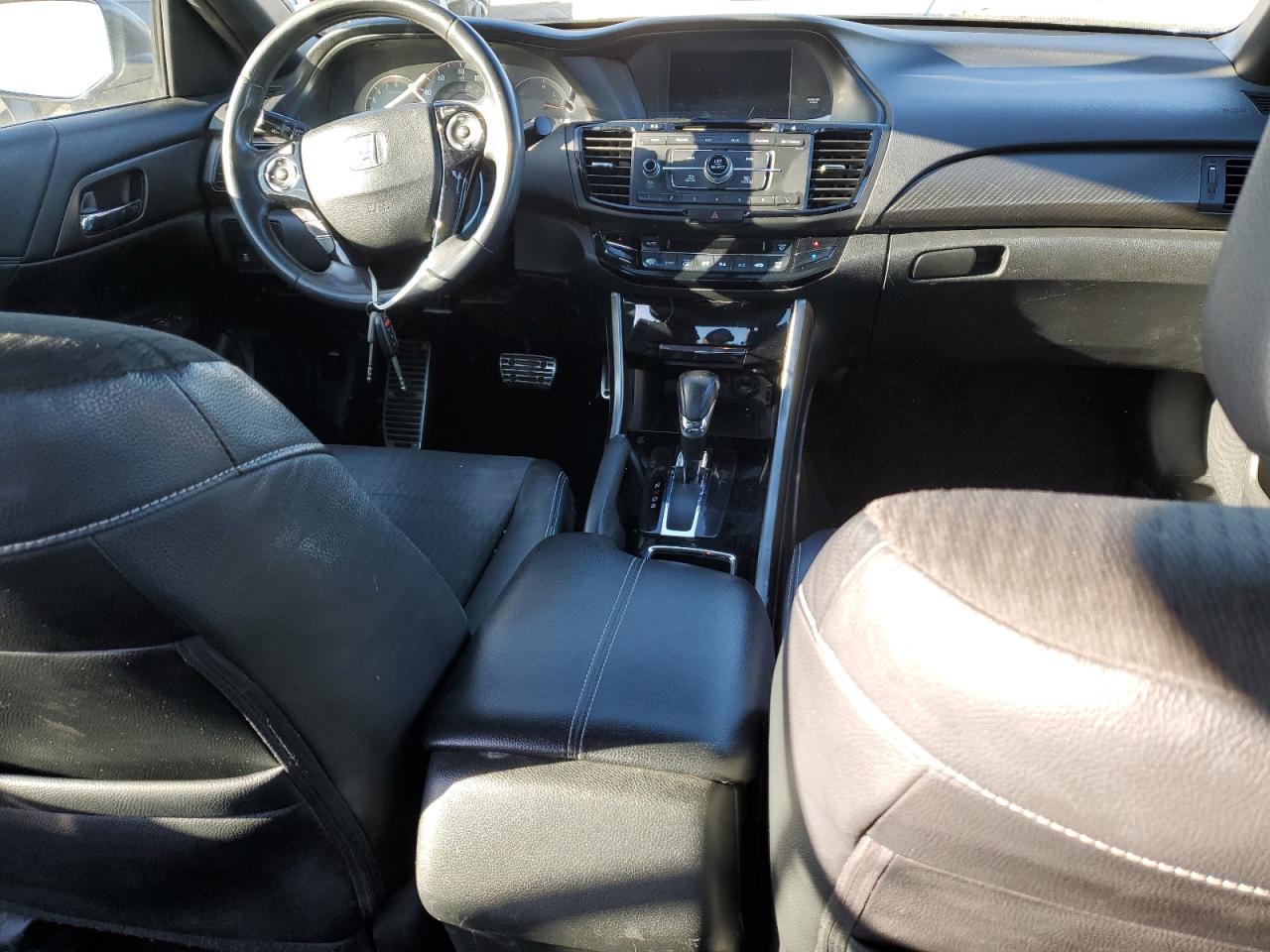 2016 Honda Accord - Image 8