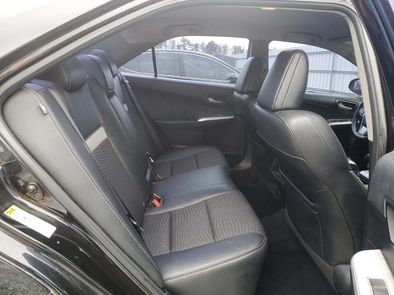2013 Toyota Camry - Image 10