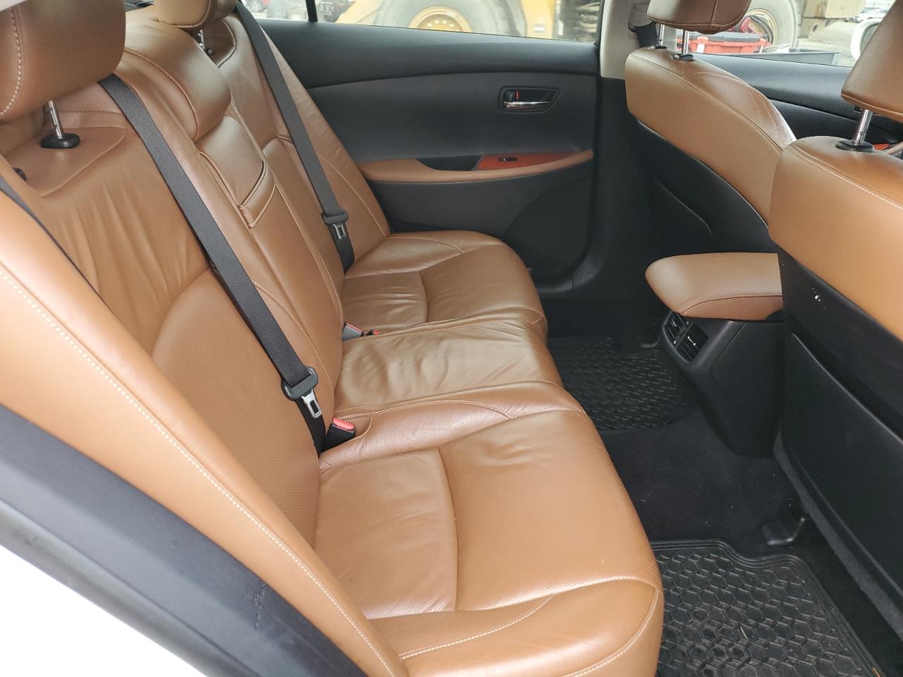 2012 Lexus ES - Image 10