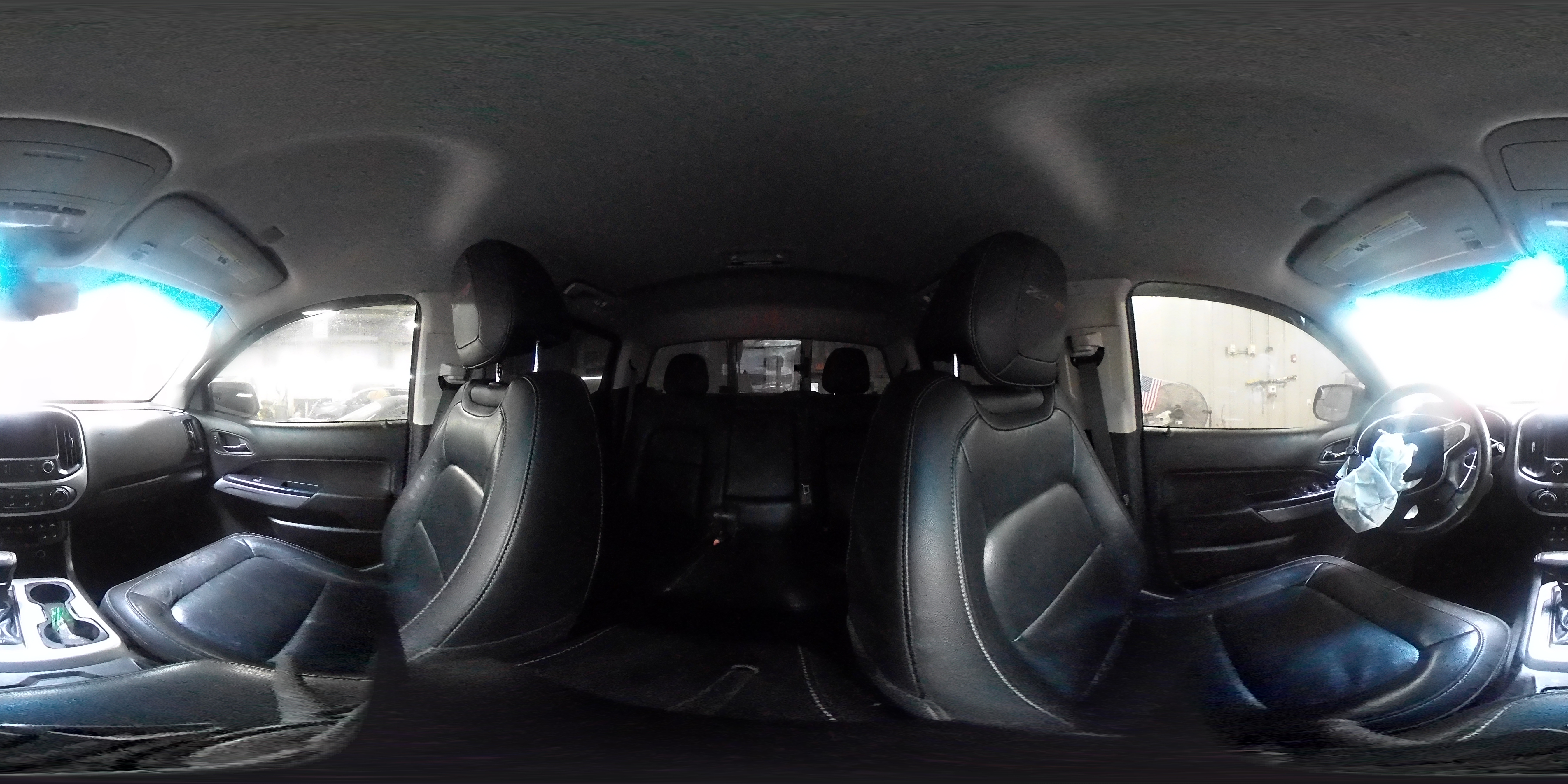 2019 Chevrolet Colorado - Image 14