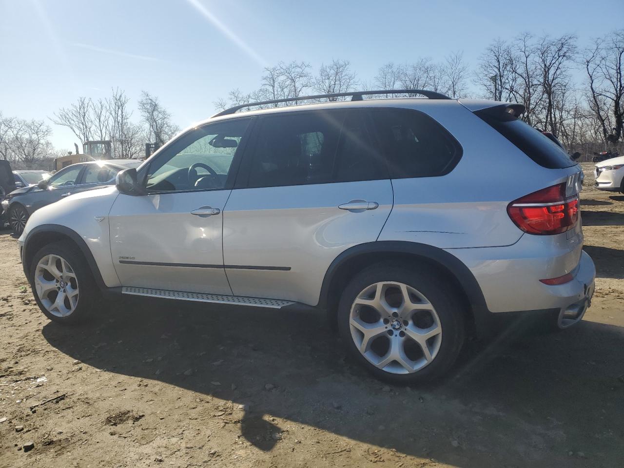 2011 BMW X5 - Image 2