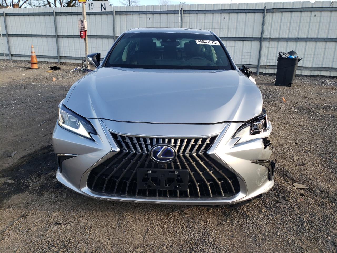 2022 Lexus ES - Image 5