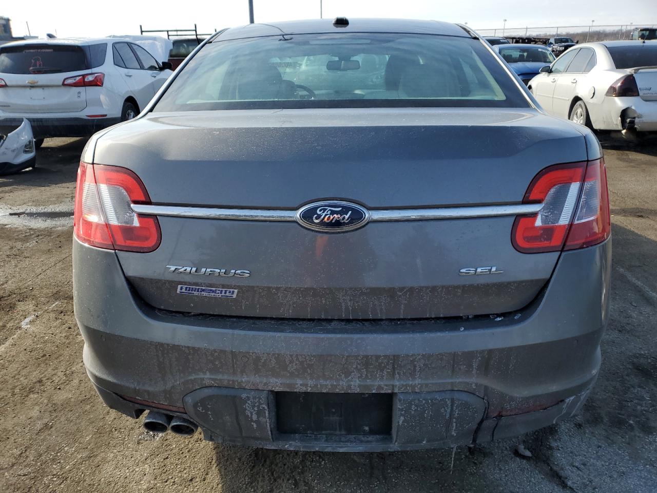 2012 Ford Taurus - Image 6