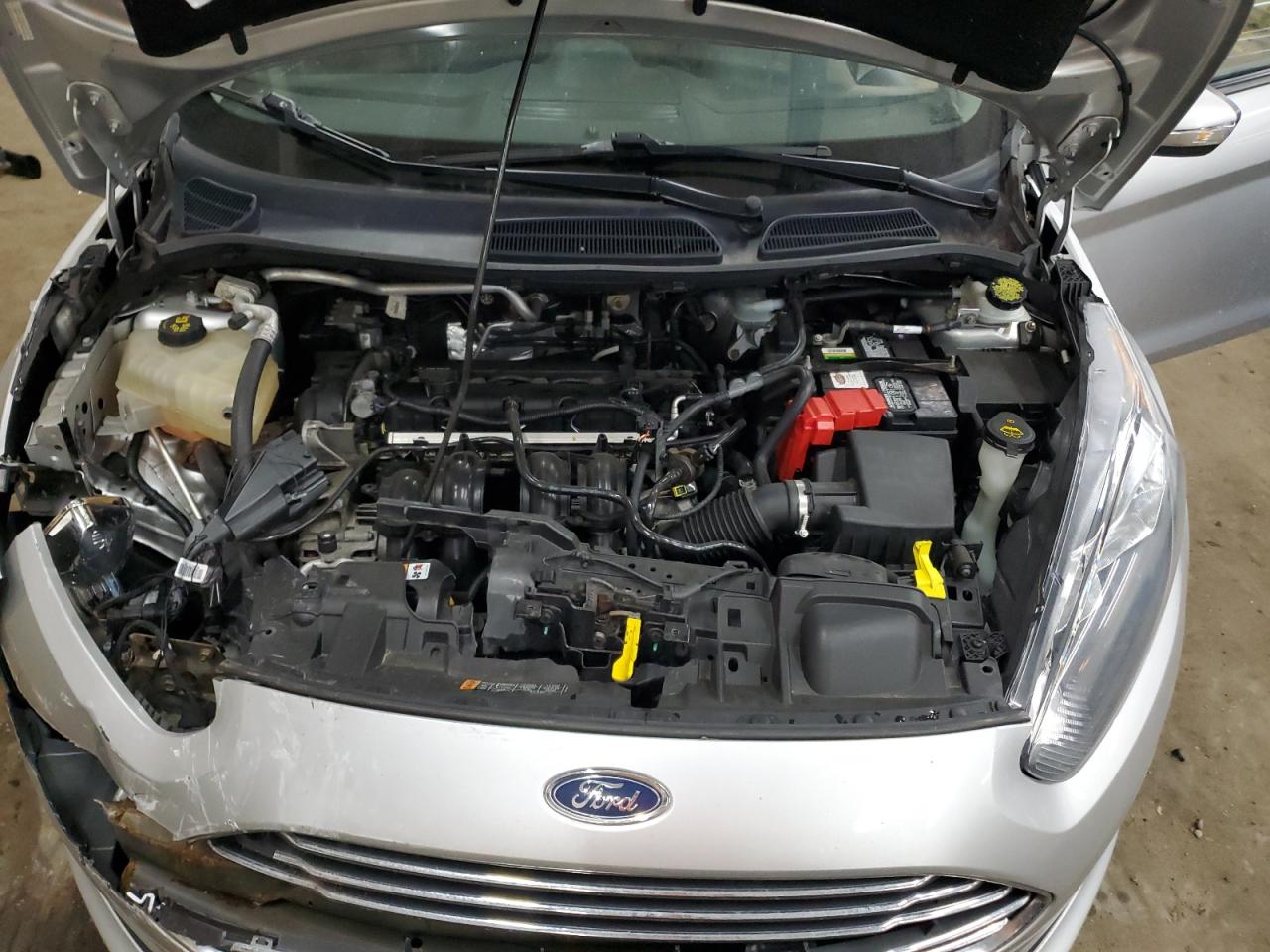2015 Ford Fiesta - Image 13