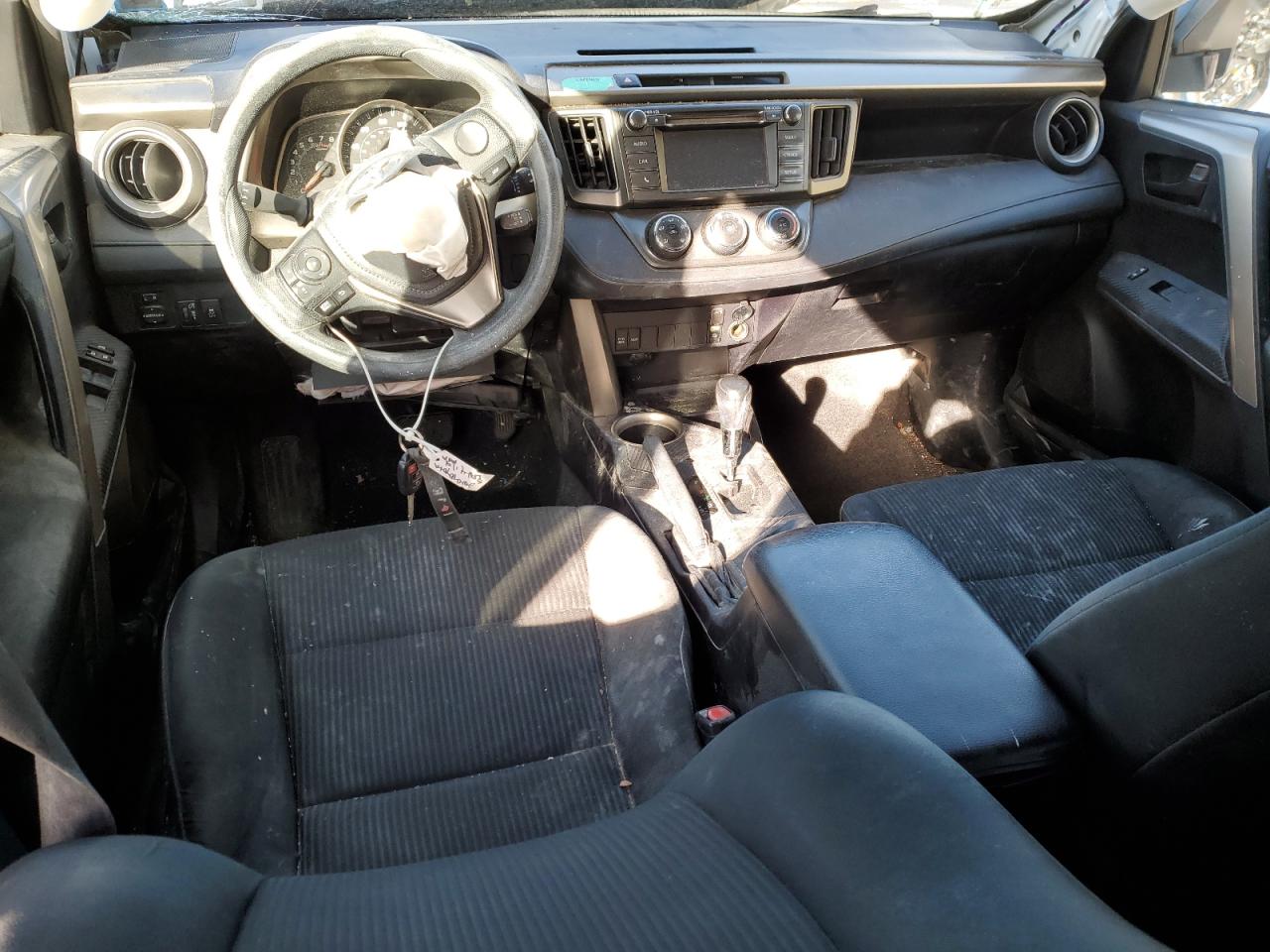 2015 Toyota RAV 4 - Image 8