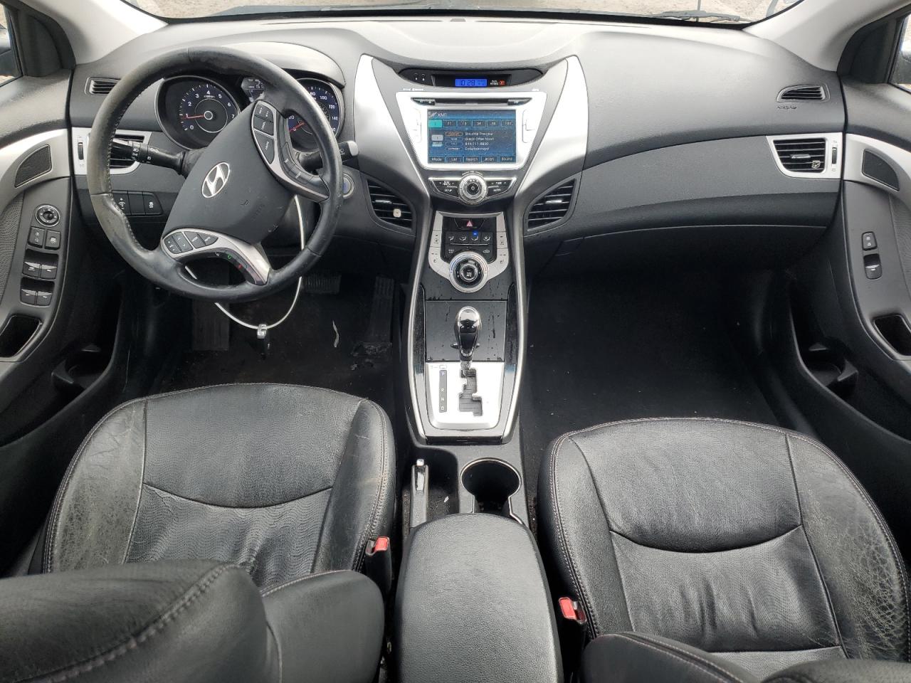 2012 Hyundai Elantra - Image 8