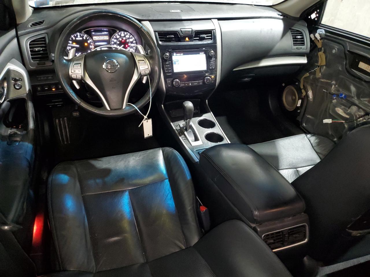 2015 Nissan Altima - Image 8