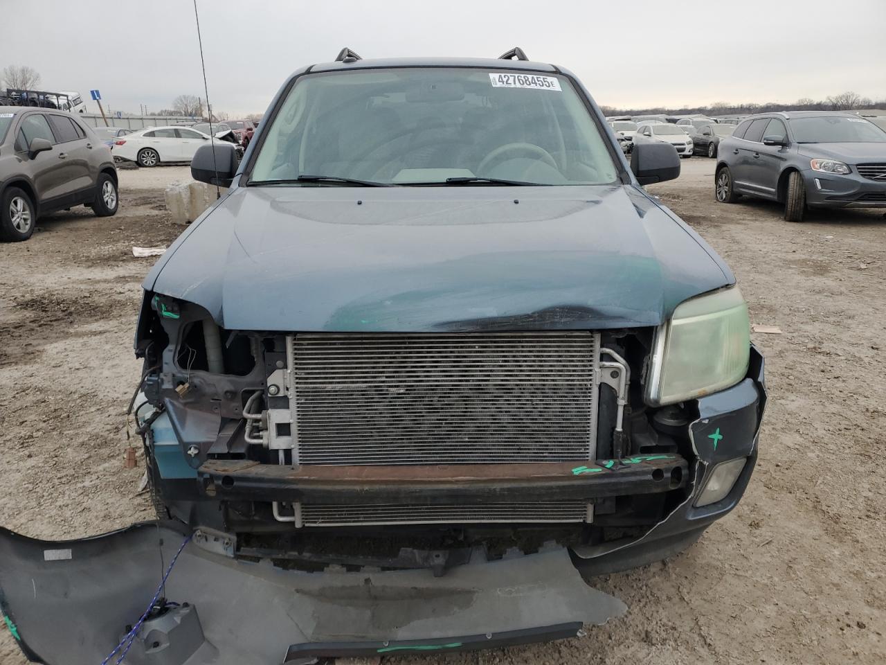 2010 Mercury Mariner - Image 5