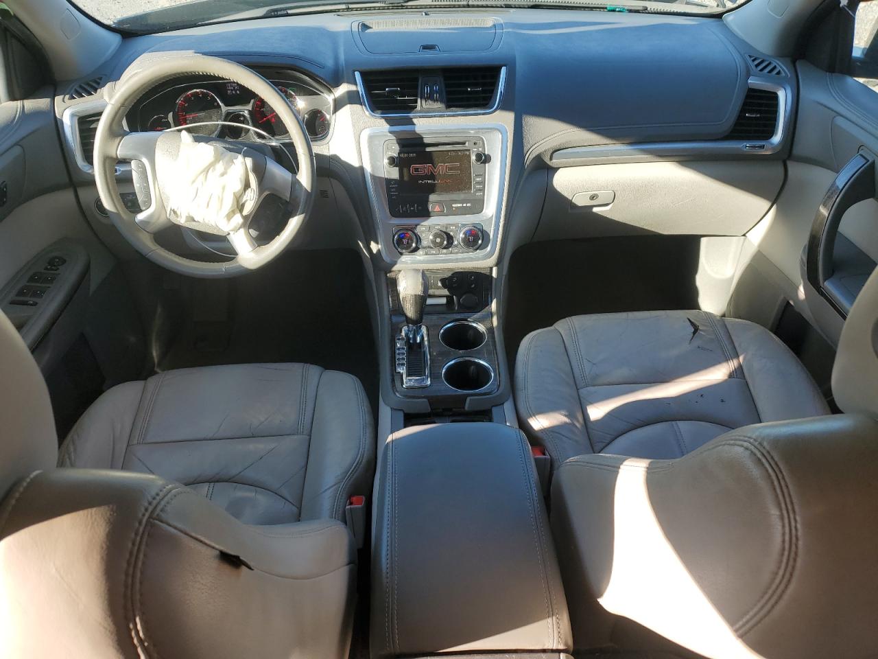 2014 GMC Acadia - Image 8