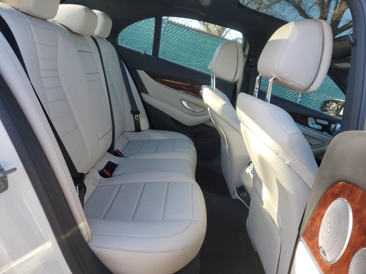 2017 Mercedes-Benz E-klasse - Image 11