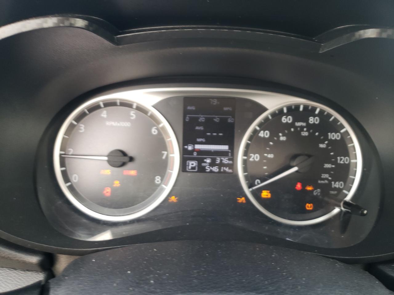 2020 Nissan Versa - Image 9