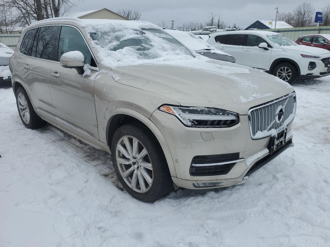 2016 Volvo XC90 - Image 4