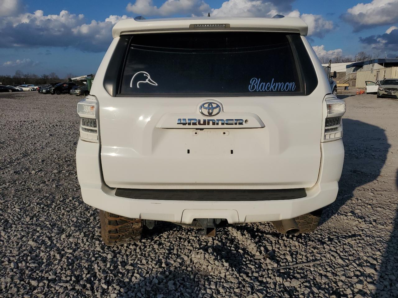 2015 Toyota 4Runner - Image 6