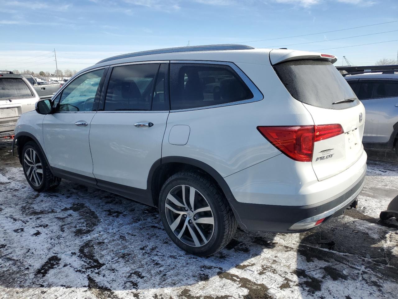 2018 Honda Pilot - Image 2