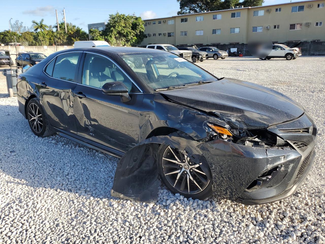 2021 Toyota Camry - Image 4