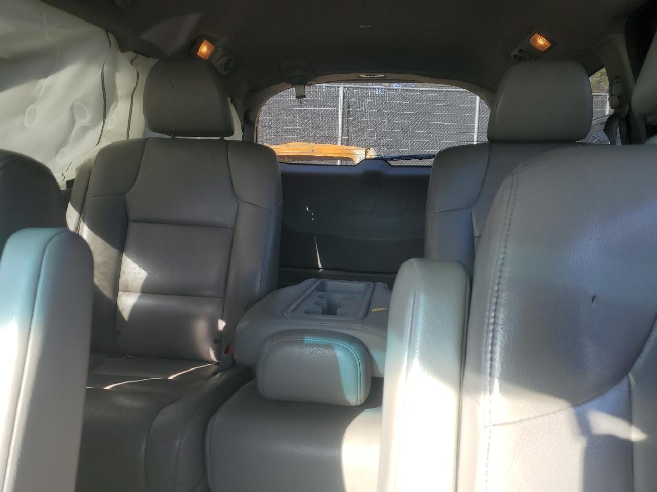 2012 Honda Odyssey - Image 10