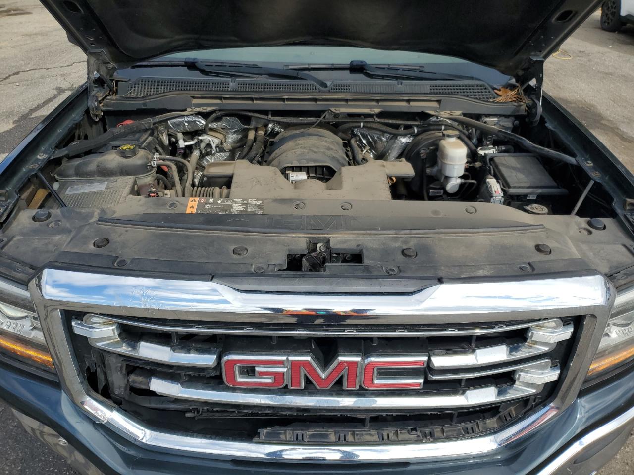 2017 GMC Sierra - Image 11