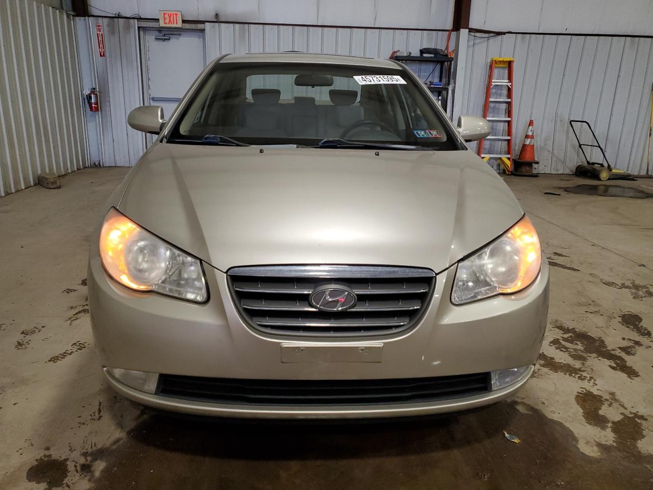 2009 Hyundai Elantra - Image 5