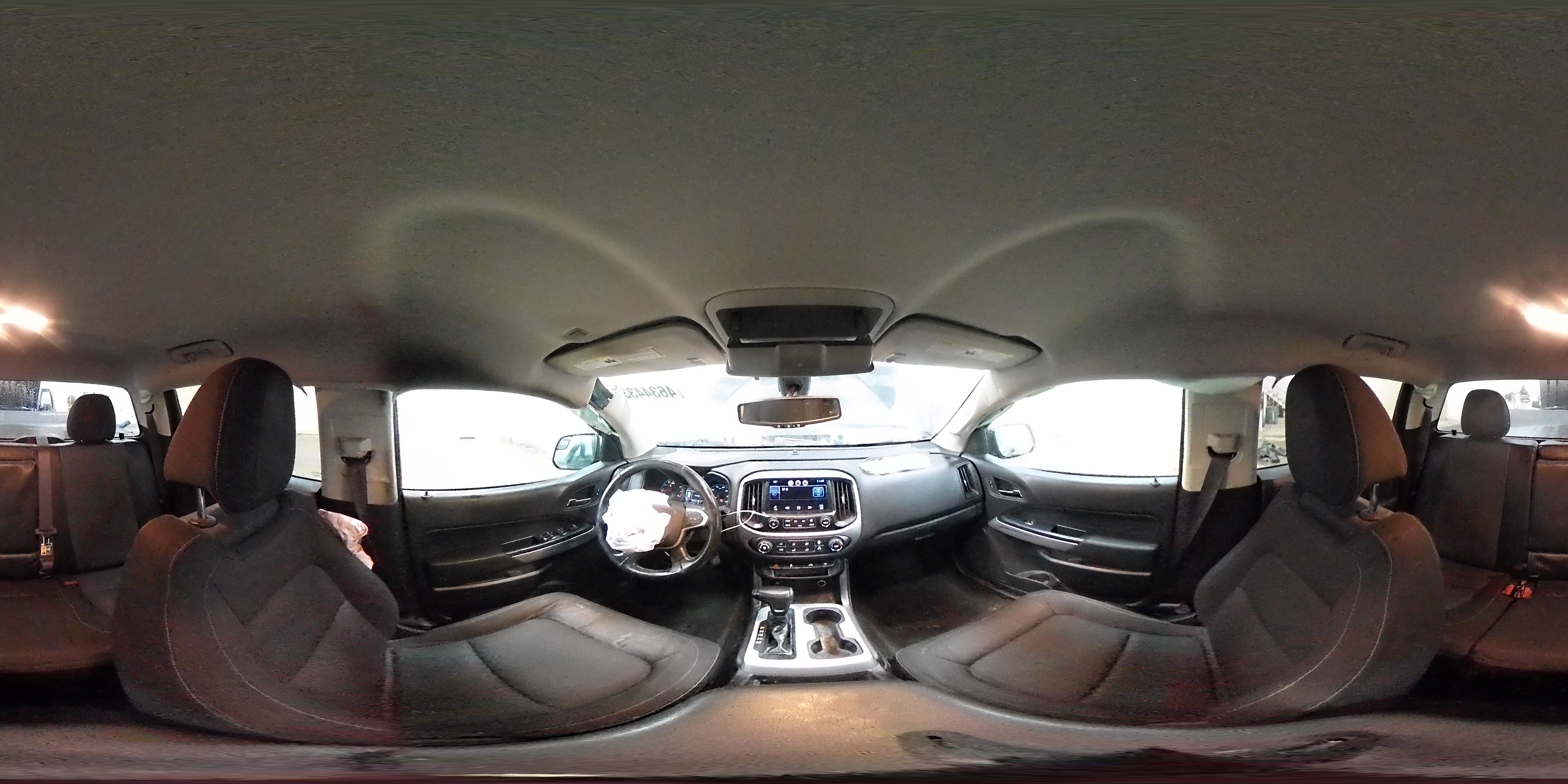 2015 Chevrolet Colorado - Image 15