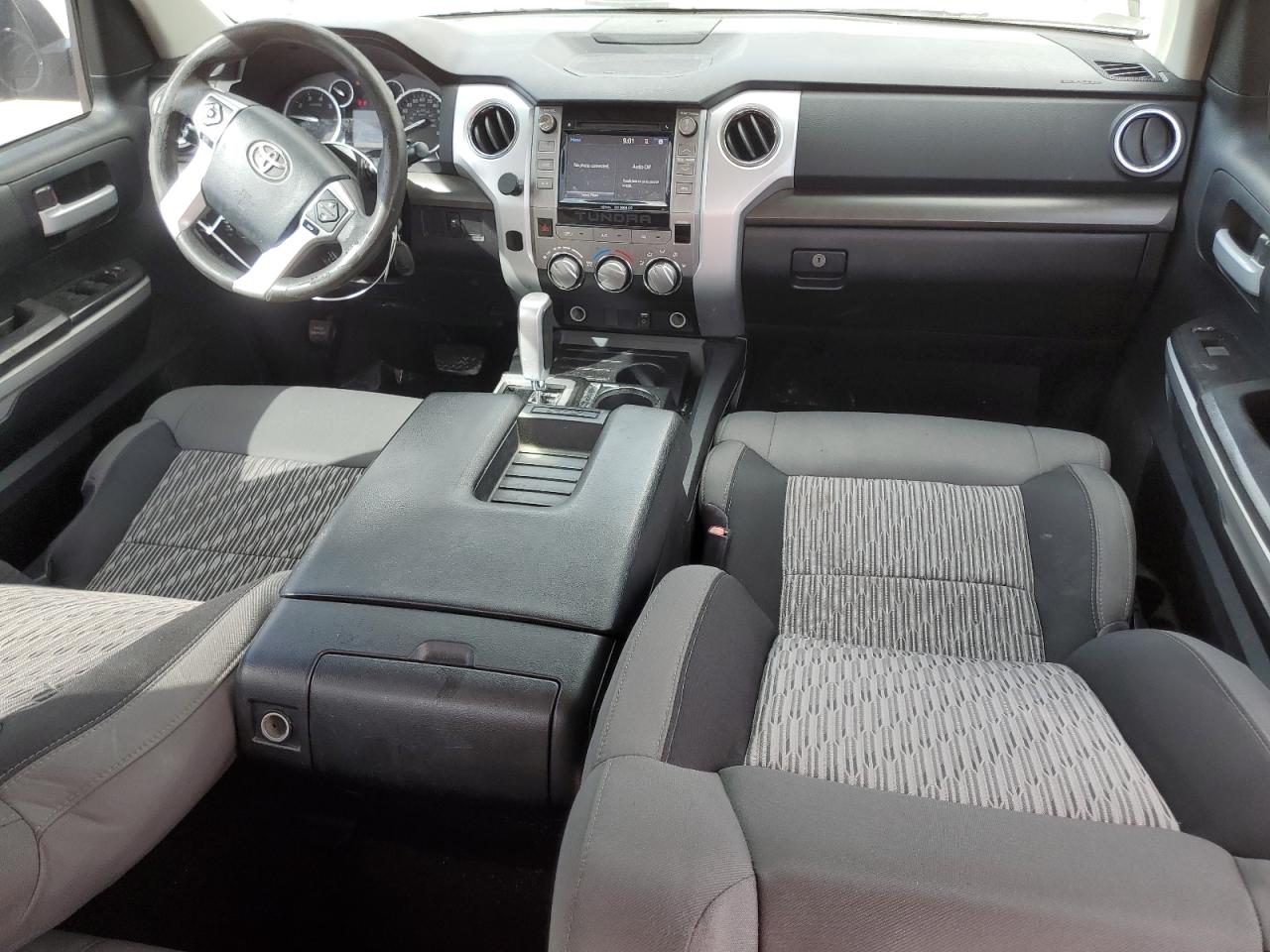 2014 Toyota Tundra - Image 8