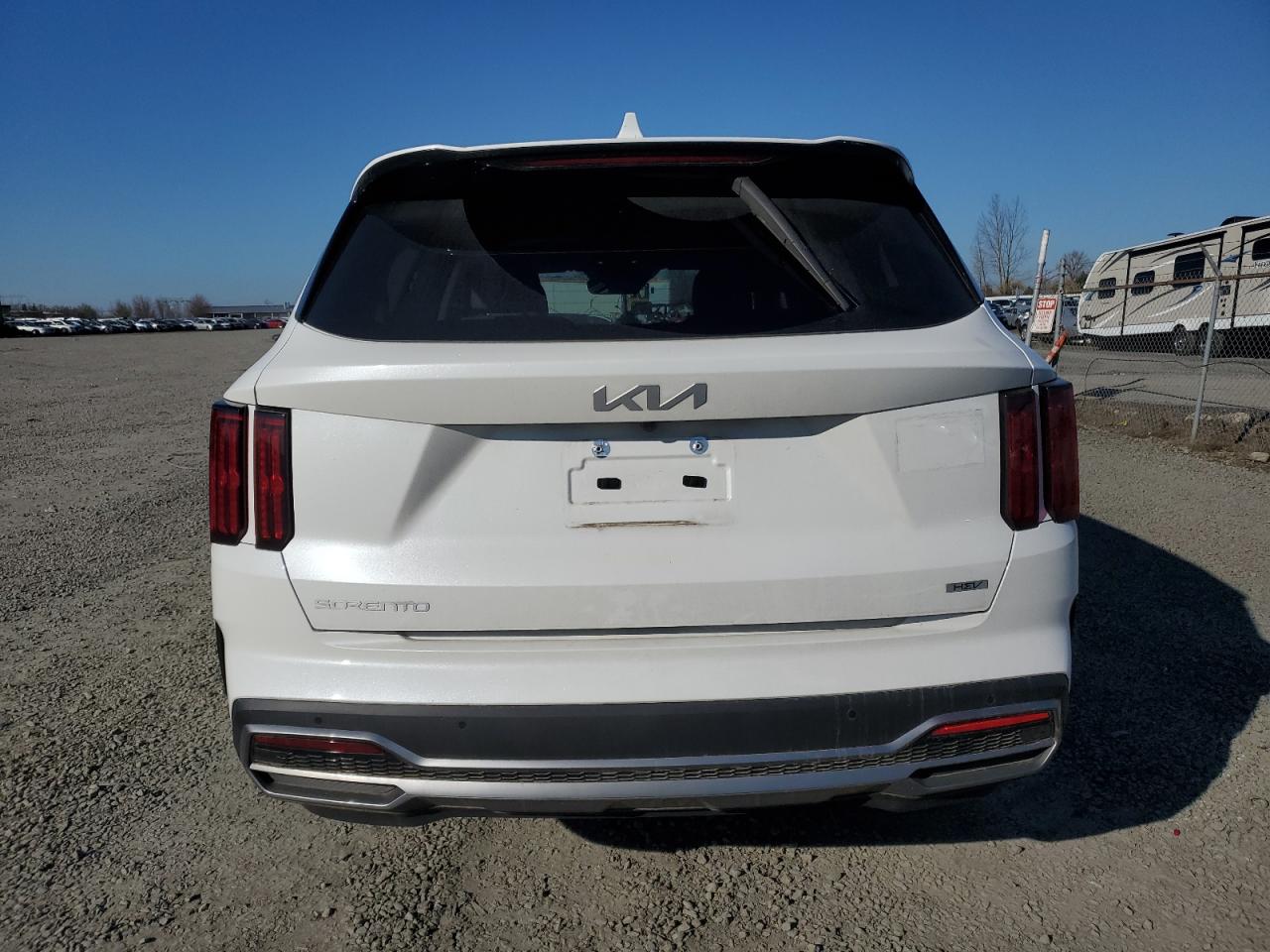 2023 Kia Sorento - Image 6