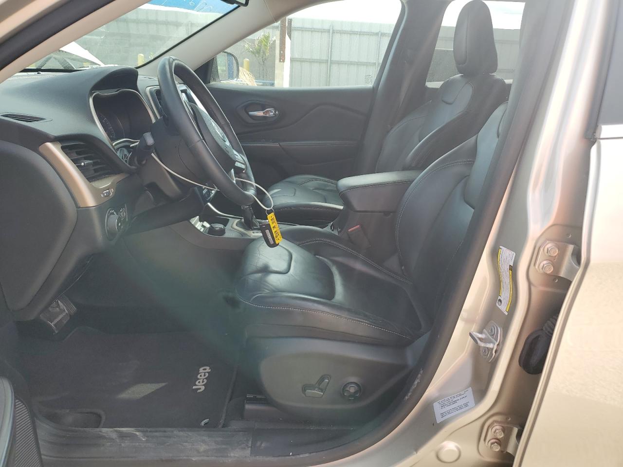 2015 Jeep Grand Cherokee - Image 7