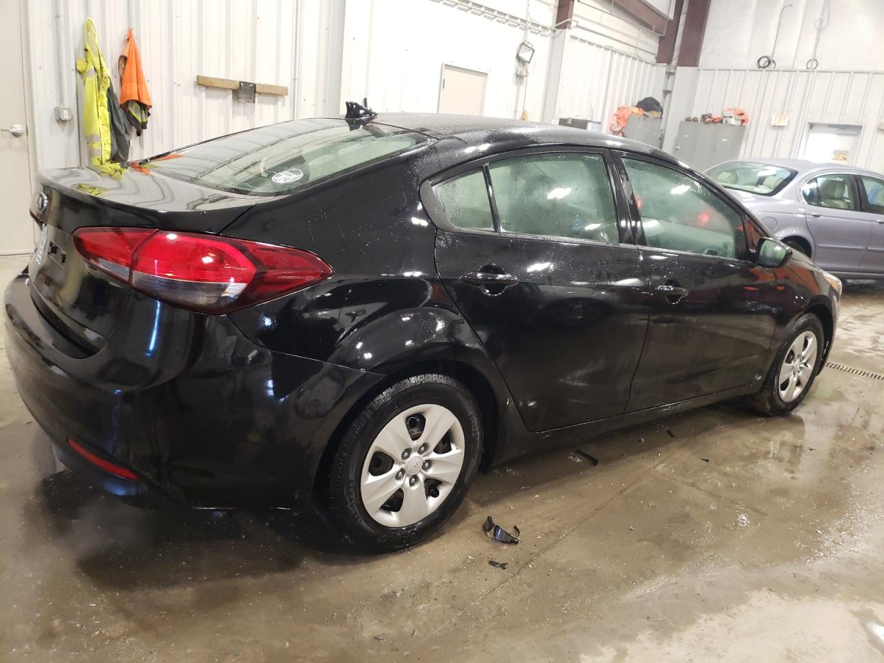 2018 Kia Forte - Image 3
