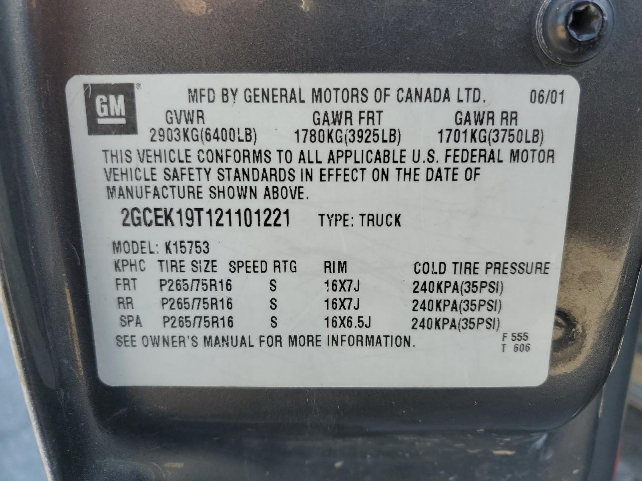 2002 Chevrolet Silverado - Image 12