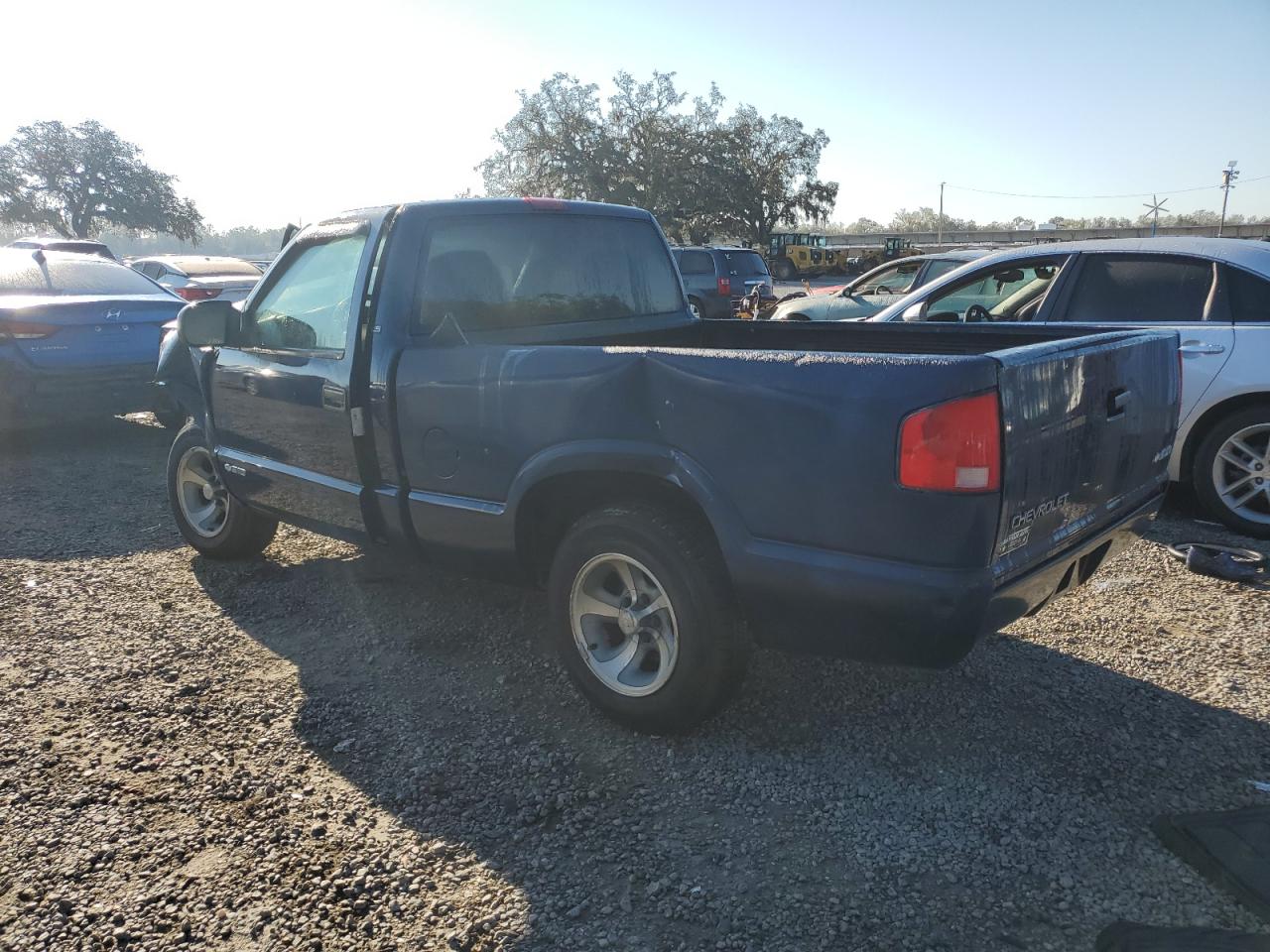 2003 Chevrolet S-10 Pickup - Image 2