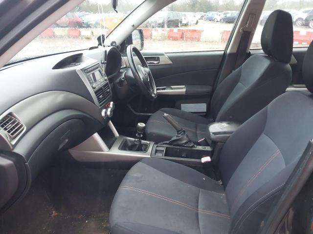 2010 SUBARU FORESTER X