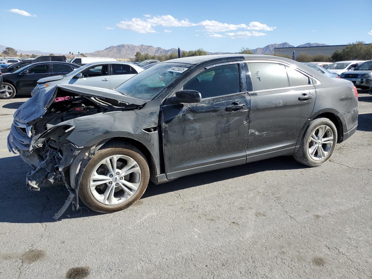 2015 Ford Taurus - Image 1