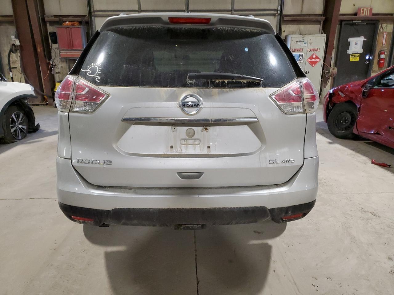 2015 Nissan Rogue - Image 6