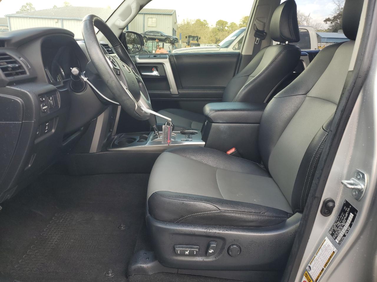 2017 Toyota 4Runner - Image 7
