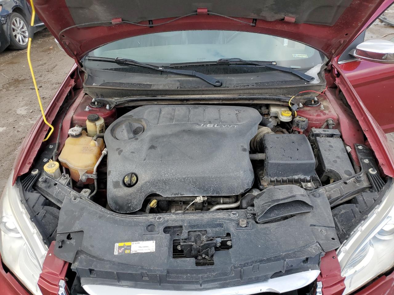 2013 Chrysler 200 - Image 11