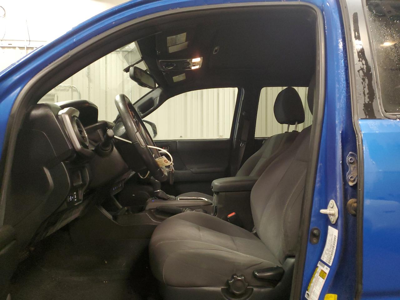 2016 Toyota Tacoma - Image 7