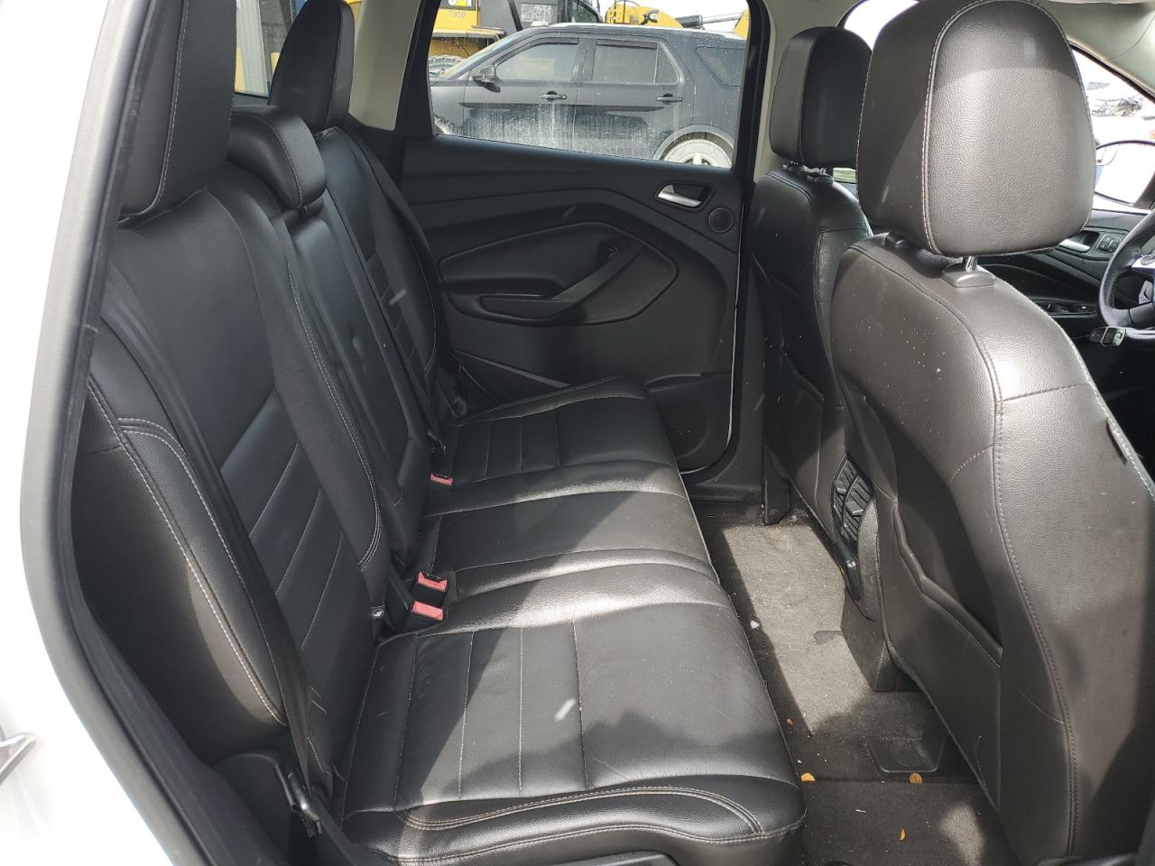 2014 Ford Escape - Image 11