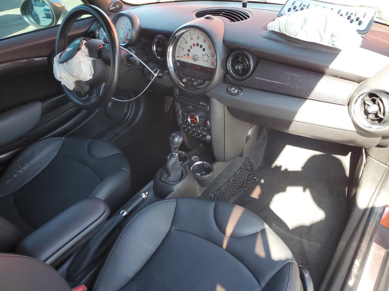 2011 MINI Cooper - Image 8