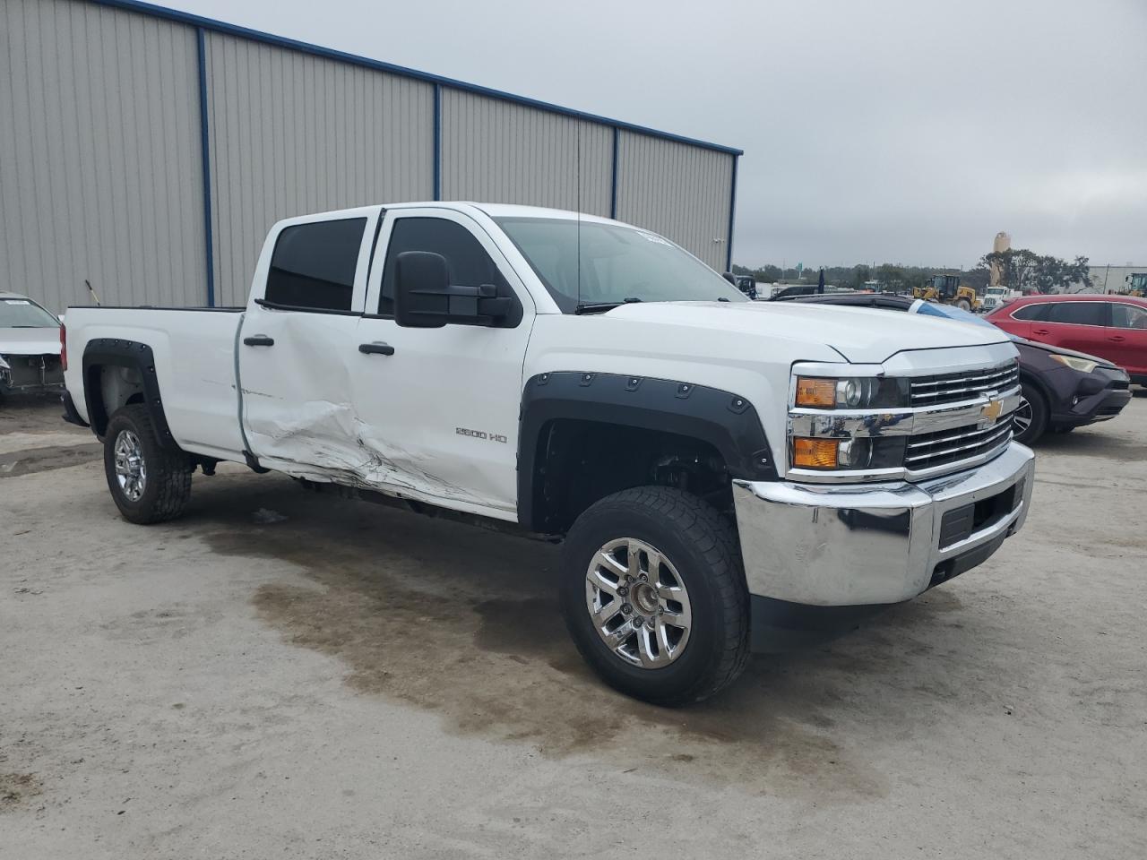 2017 Chevrolet Silverado - Image 4
