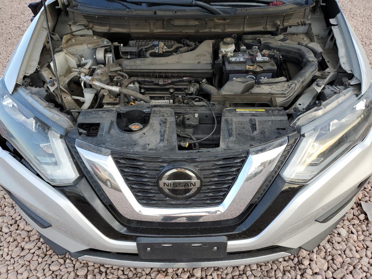 2018 Nissan Rogue - Image 12