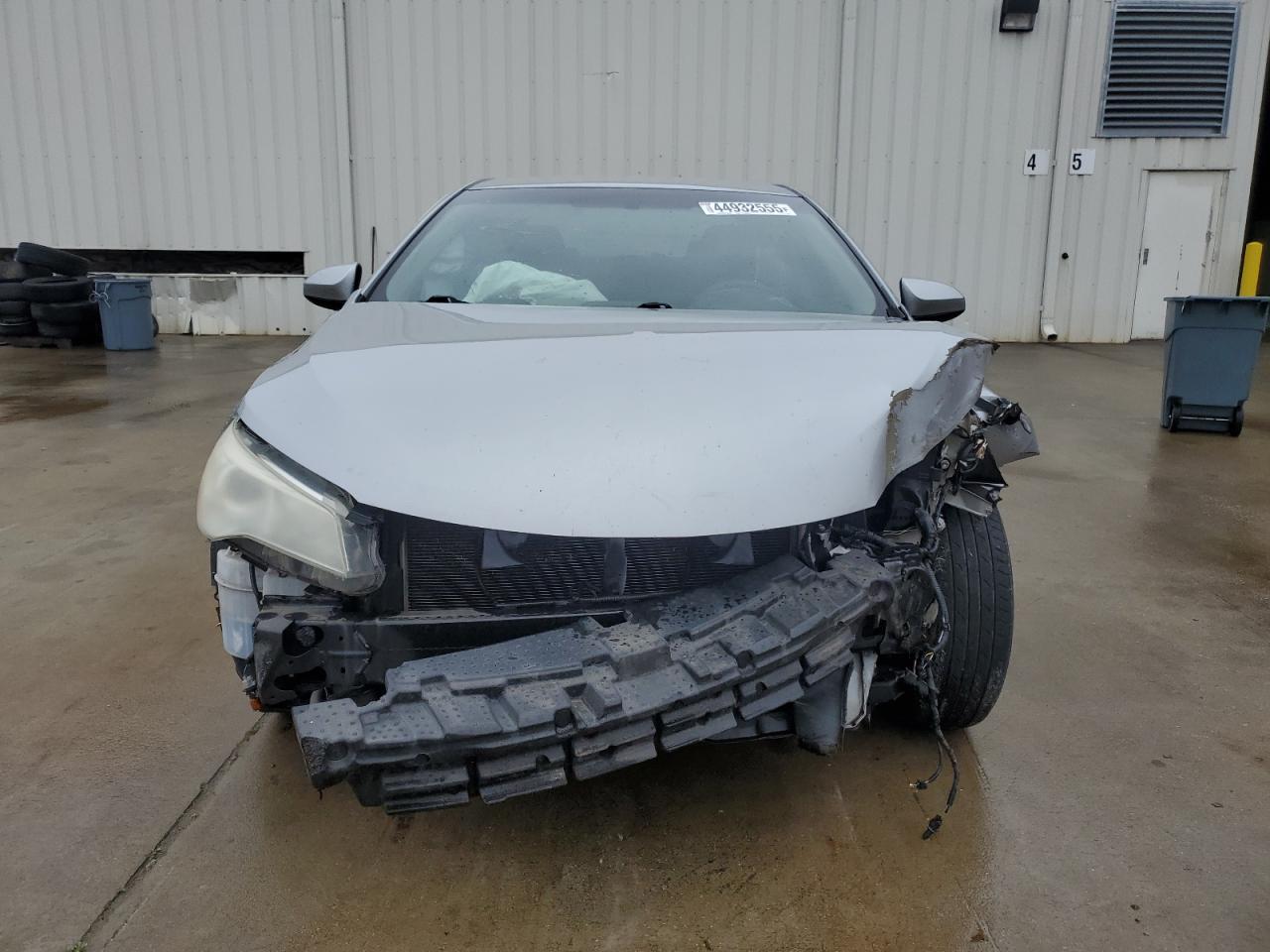 2016 Toyota Camry - Image 5