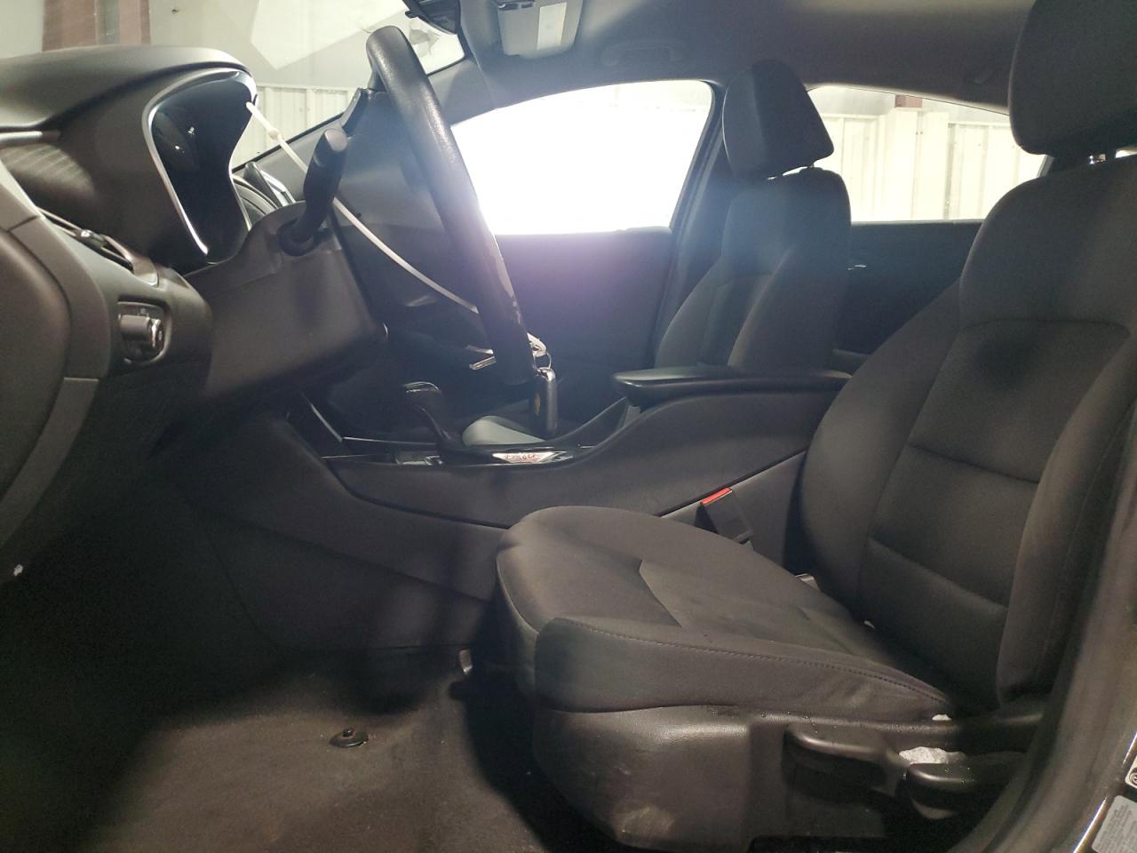 2017 Chevrolet Malibu - Image 7