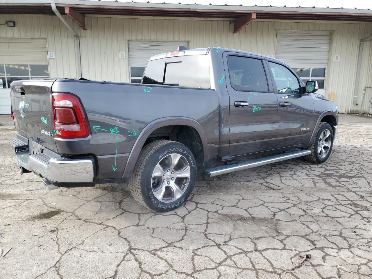 2021 RAM 1500 - Image 3