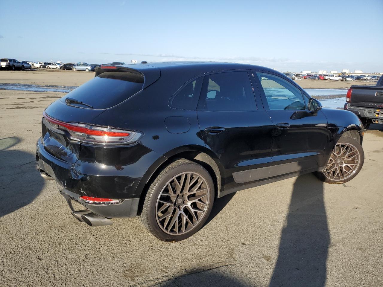2021 Porsche Macan - Image 3