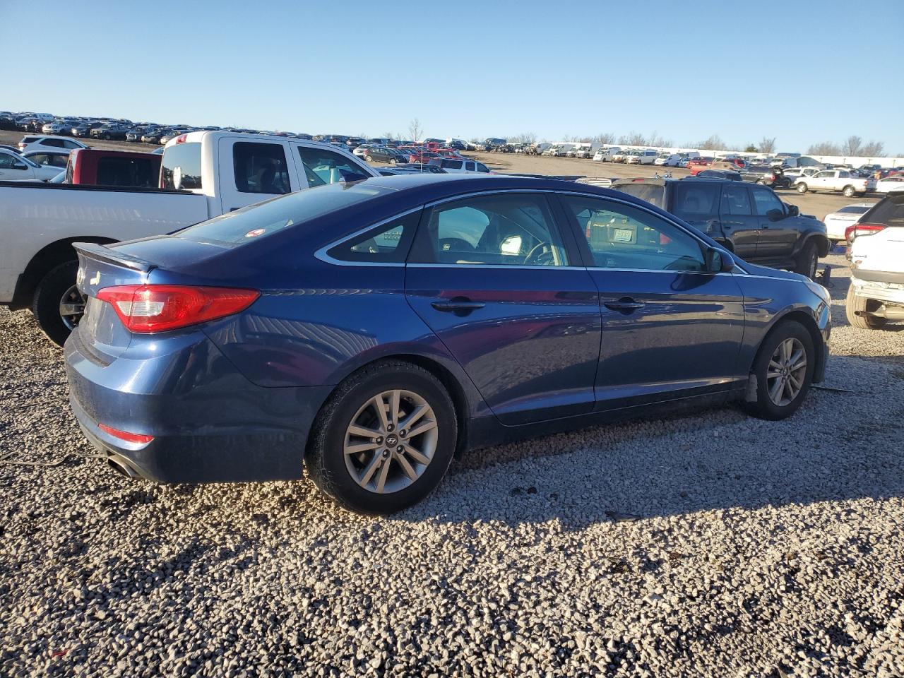2015 Hyundai Sonata - Image 3