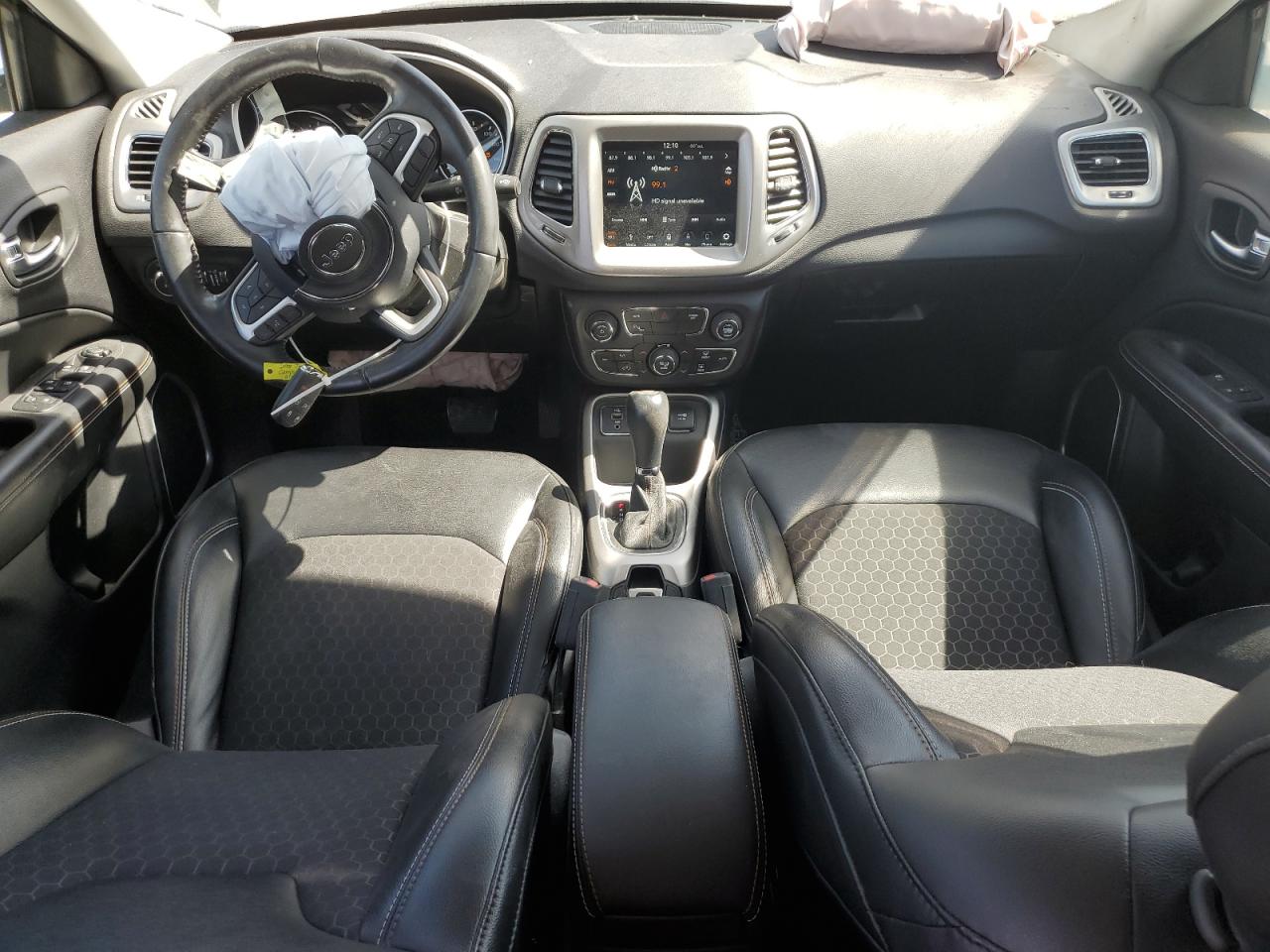 2018 Jeep Compass - Image 8