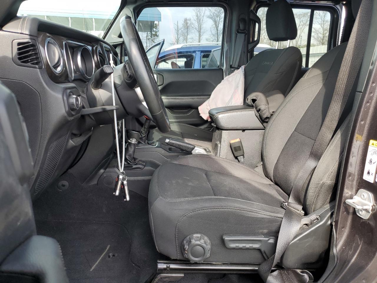 2018 Jeep Wrangler - Image 7