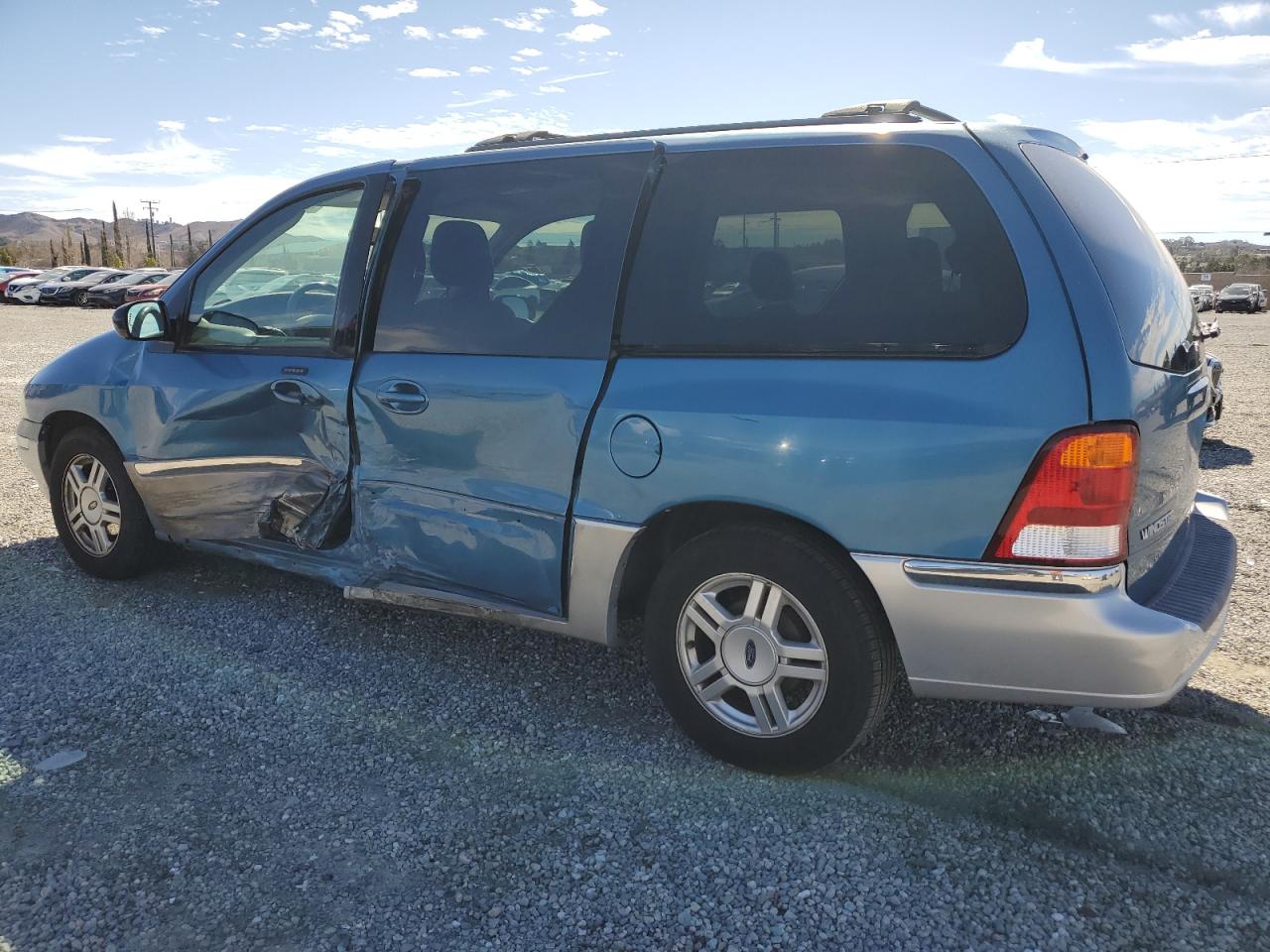 2003 Ford Windstar - Image 2
