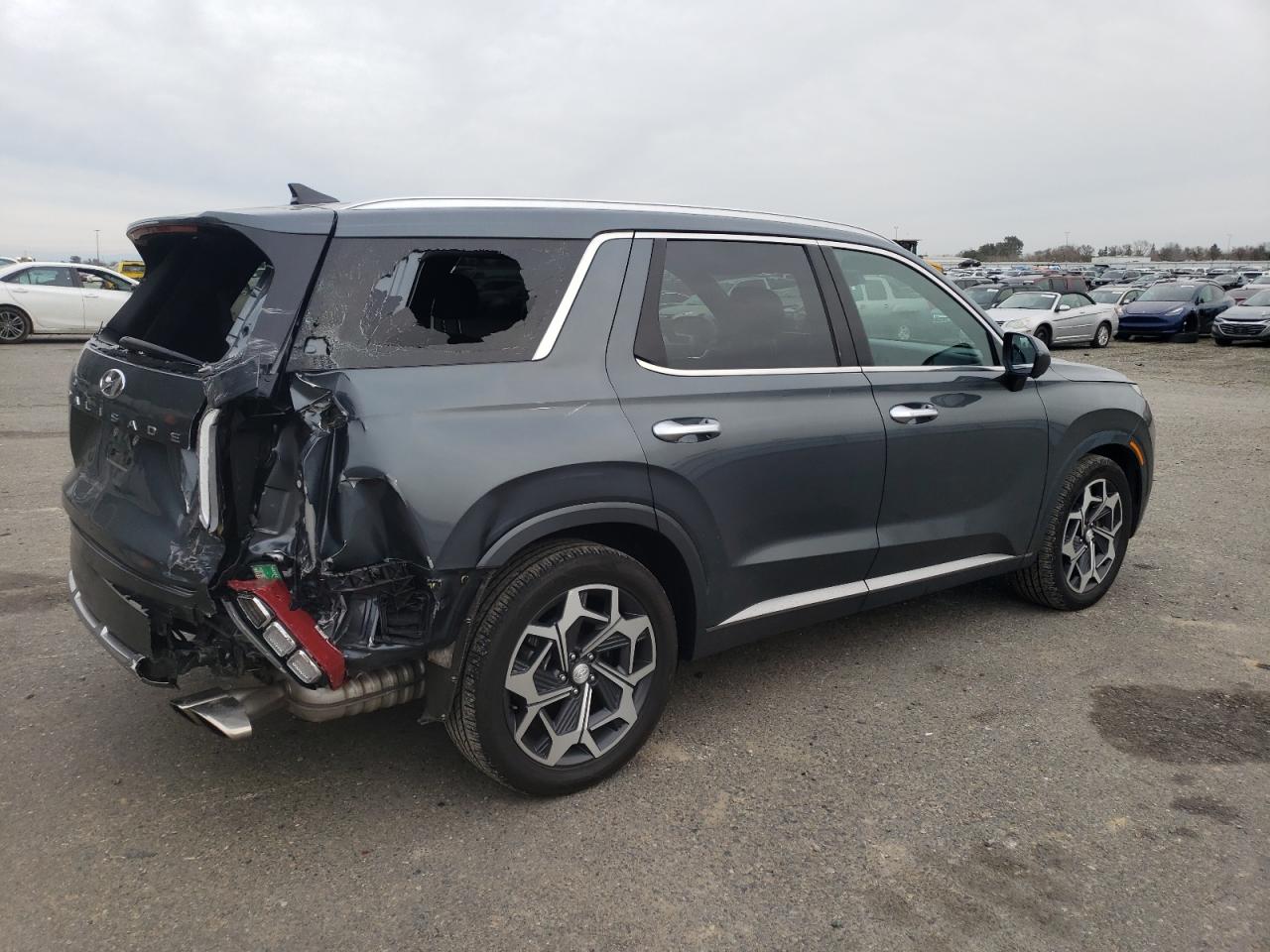 2022 Hyundai Palisade - Image 3