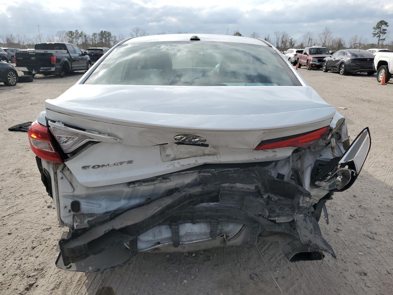 2017 Hyundai Sonata - Image 6
